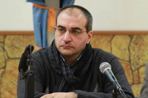 خشکی این سال ها و دودگرفتگی شهر از یادمان برده که عاشق پاییز بودیم