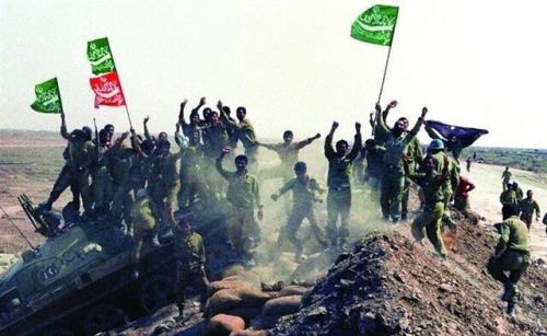 نمایش عكس ها و نقاشی هایی از آزادسازی خرمشهر