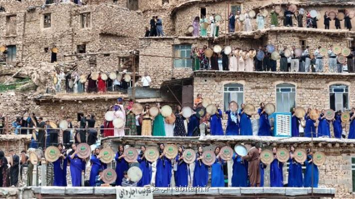 پالنگان، سمفونی هزار دف و رقص رنگ ها
