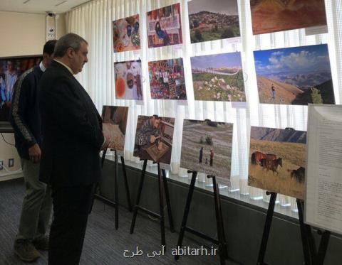 بازدید سفیر كشورمان از نمایشگاه عكس ایران سرزمین عشق ناب در توكیو