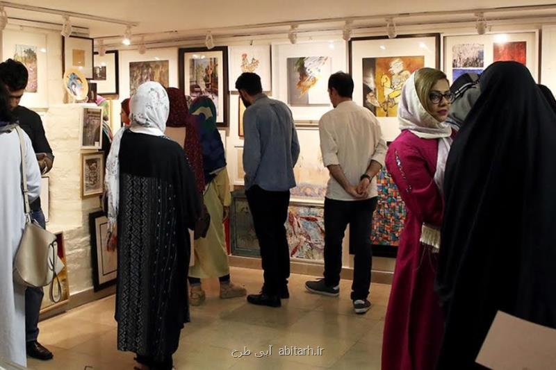 برگزاری نمایشگاه ۱۰۰ اثر ۱۰۰ هنرمند متمركز بر آثار جوانان در گالری گلستان