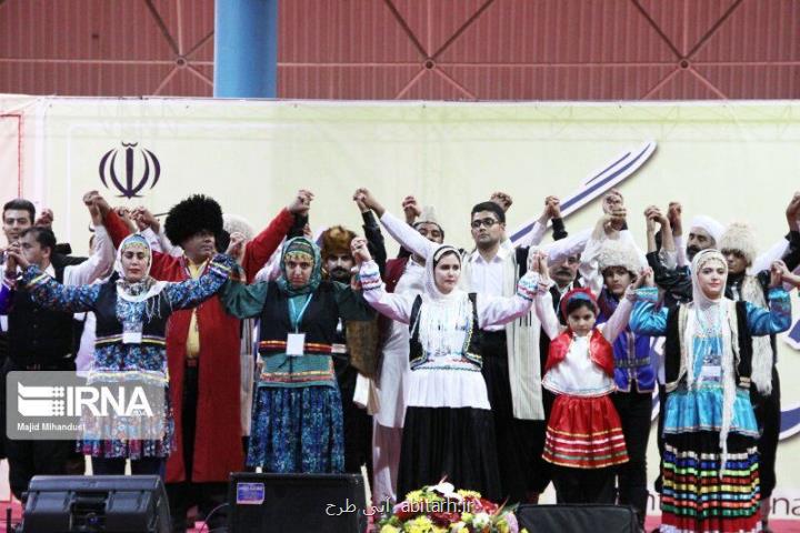 جشنواره فرهنگ اقوام در گنبدكاووس نمایش وحدت و هنر ایرانی