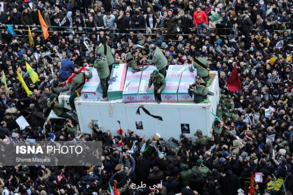 مراسم خاكسپاری سردار سلیمانی یادآور مراسم امام خمینی است